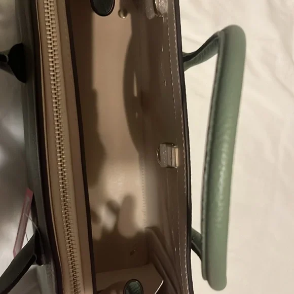 Kate Spade Large Satchel in Romaine - Picture 4 of 4